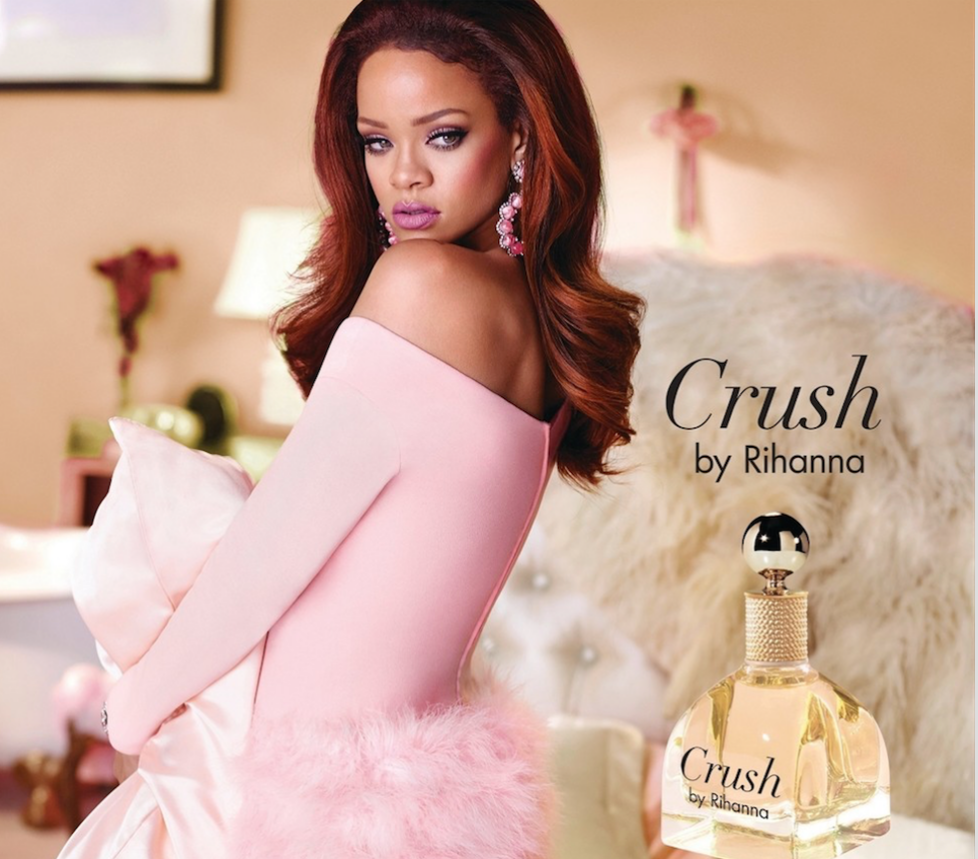 rihanna-devoile-nouvelle-fragrance-on-a-crush-2016