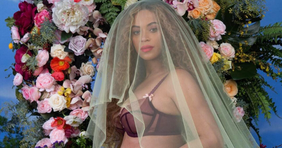 beyonce-pregnant-with-twins-e664f3ea-98a9-4066-b546-8da5b7f8ea4b